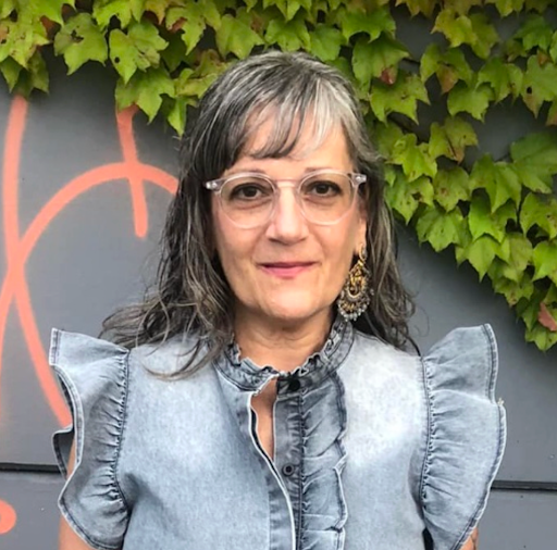Sari Botton