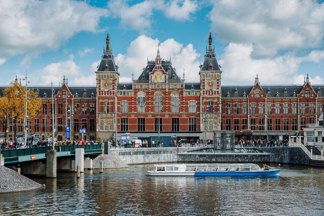 Bahnhof Amsterdam