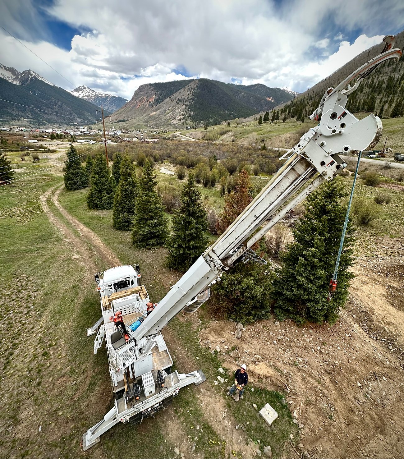 photo submitted by Justin Mann - Bucket truck in the storm