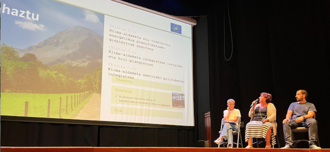 Zarautz presenta a la ciudadanía propuestas de protección del malecón ante al cambio climático