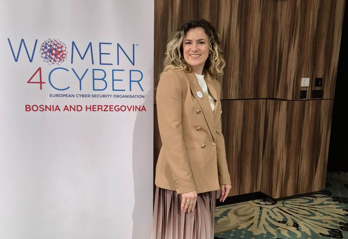 Women In Tech Women In Tech