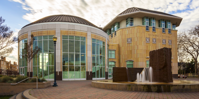 Photo of City Hall during the day.