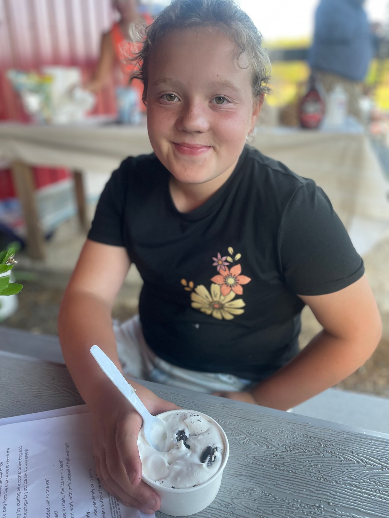 Image of a young kids with ice cream