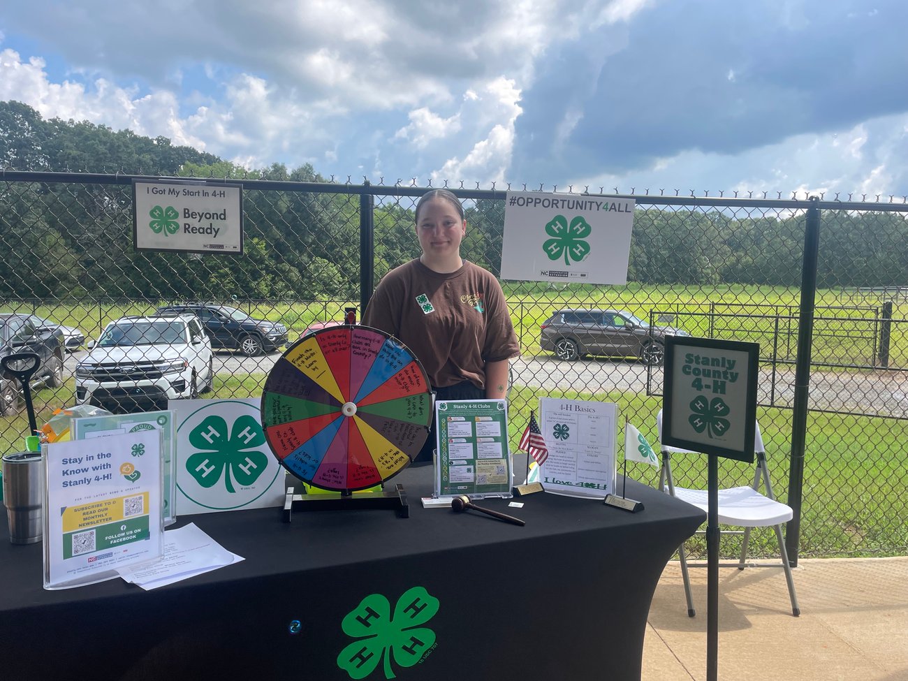 Lady at 4H booth