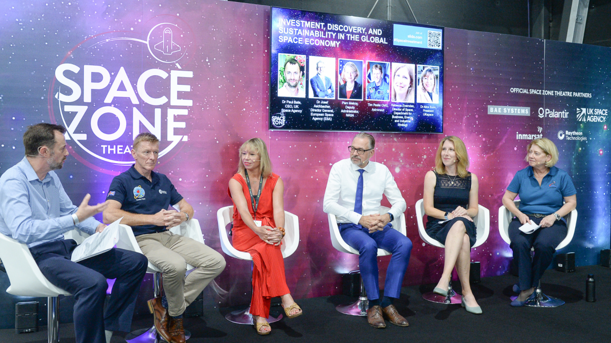 Farnborough international space show