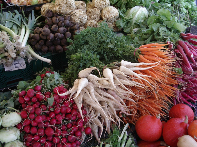 Foto, auf dem Gemüse zu sehen ist.