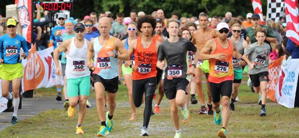 people at starting line for adk 5k