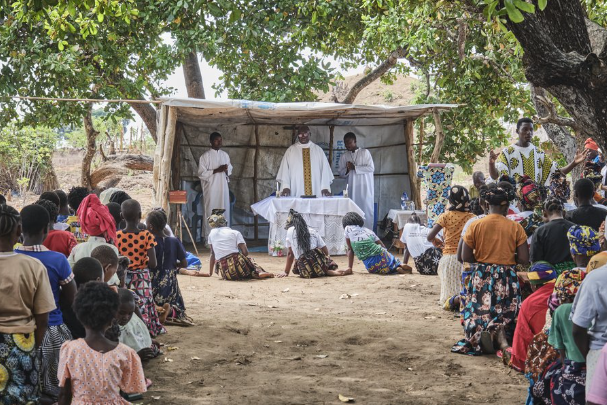 Mass celebrated in Cabo Delgado, Mozambique. Photo: Aid to the Church in Need