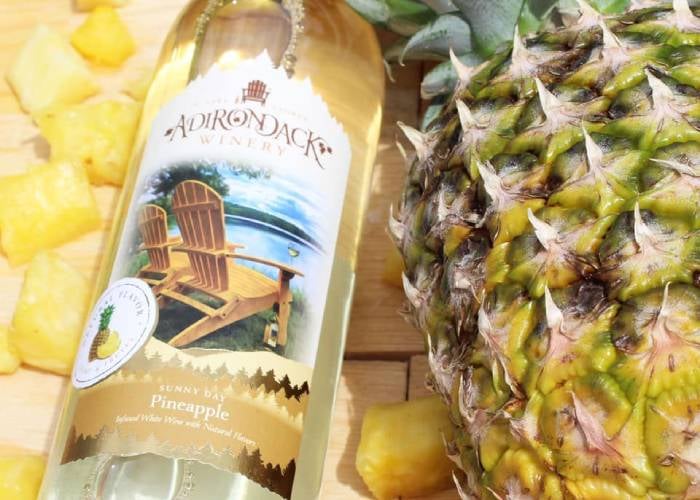 pineapple wine and pineapple
