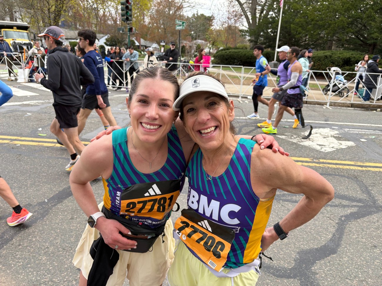 Alex y Dawn, enfermeras de BMC Alex y Dawn, enfermeras de BMC