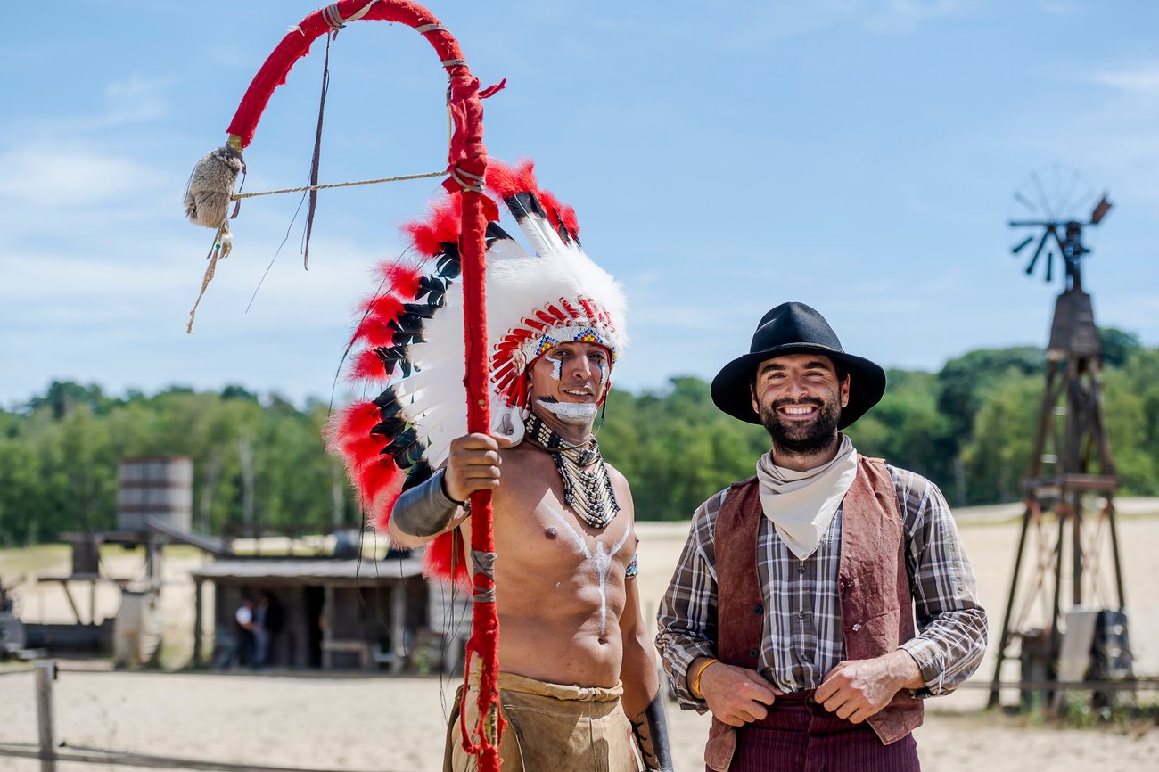 Un cowboy et un indien à la Mer de Sable