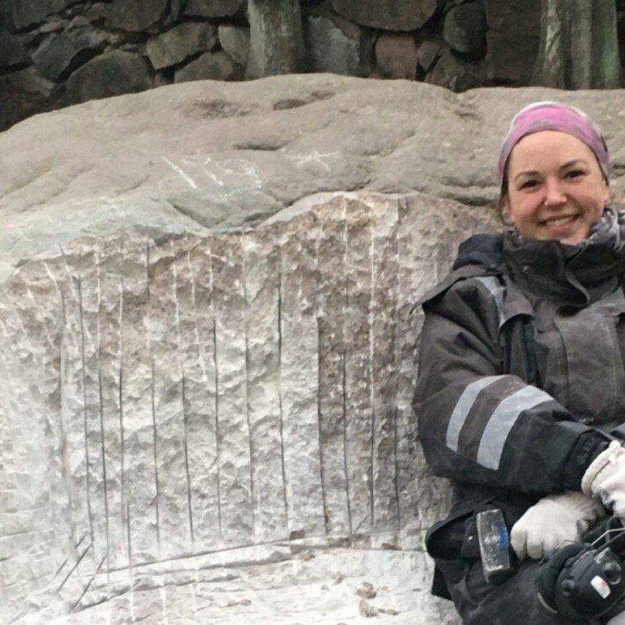 Skulpturelst arbejde med Freja Niemann Lundrup