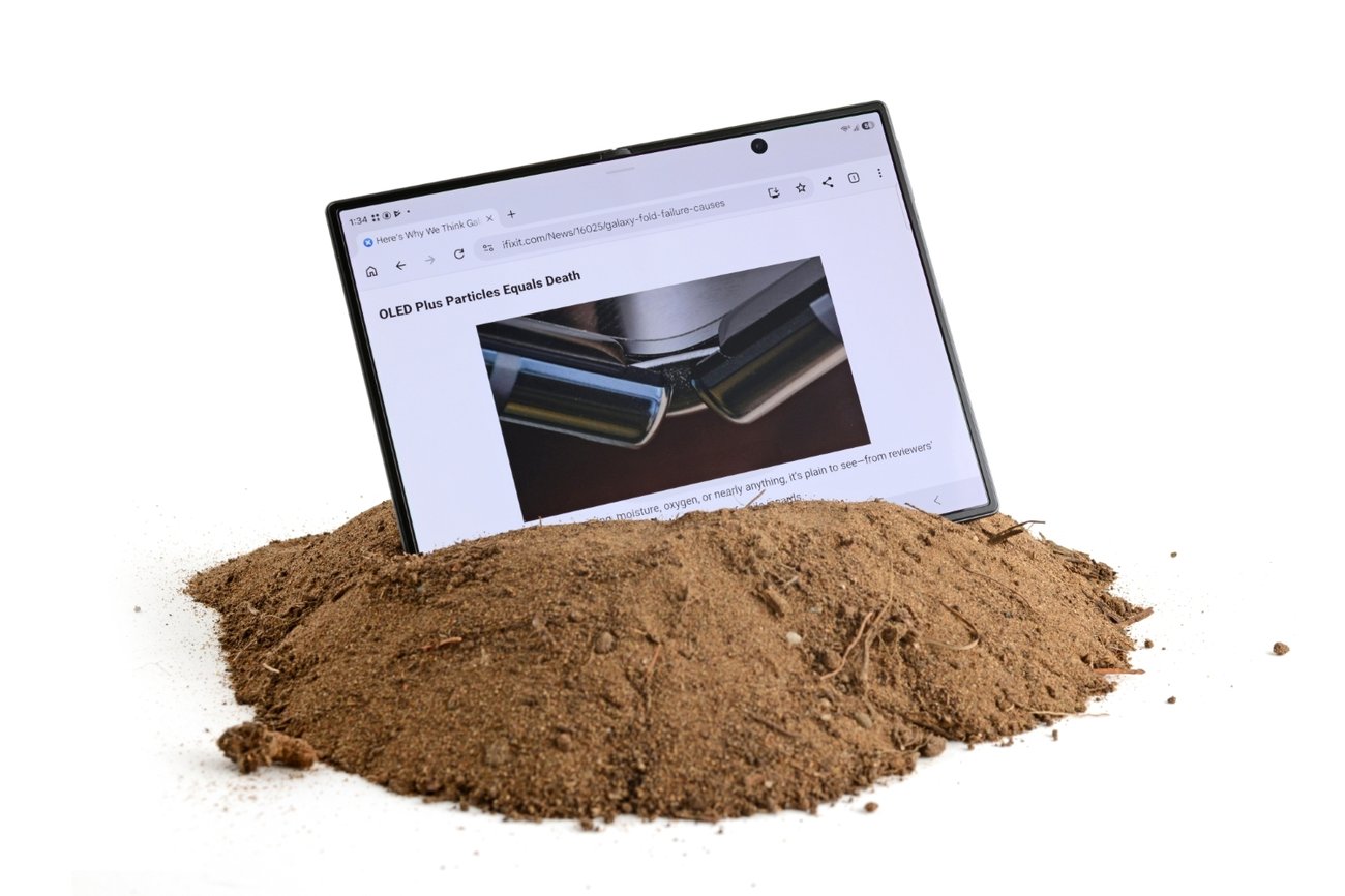 OLED plus particles equals death, even with the Fold8's titanium-reinforced display structure.