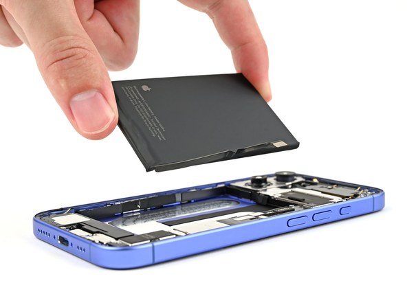 iPhone 16 battery replacement