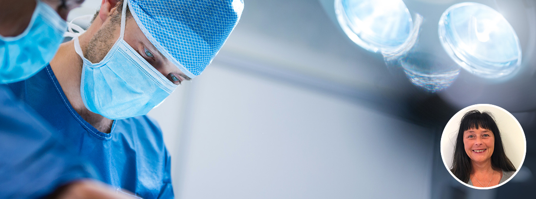 How does perioperative temperature management improve patient outcomes?