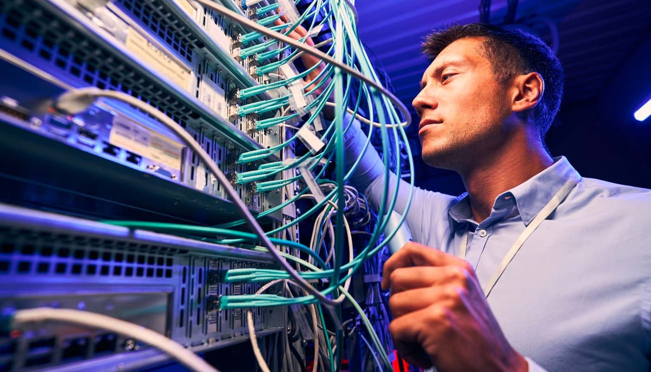 Server Rack Configuration and Cable Management Best Practices