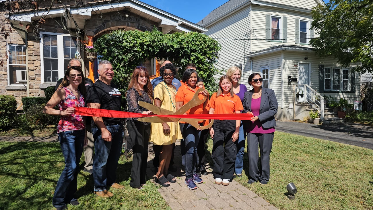 40 dreams catering Ribbon Cutting