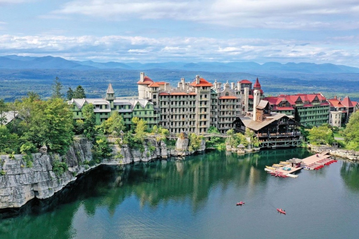 All-inclusive Stay: Mohonk Mountain House