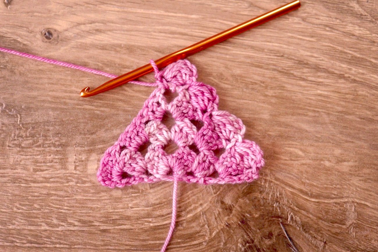 Coast to Colour Shawl Tutorial Coast to Colour Shawl Tutorial