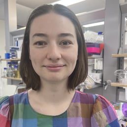 Photo of Lucinda Walker