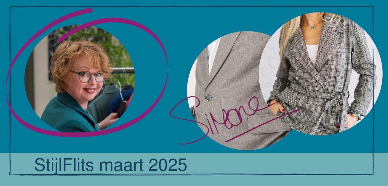 Desk with Two Chairs