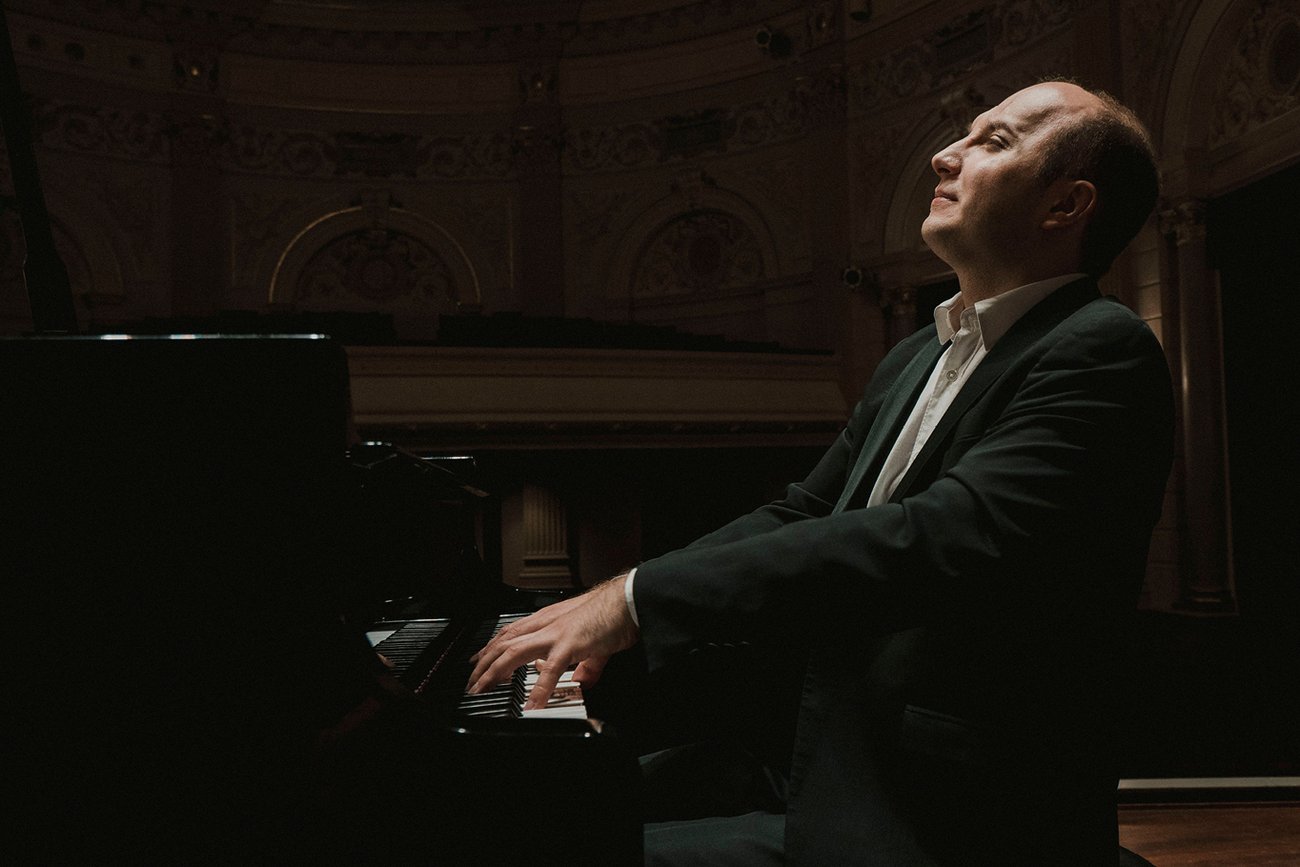 Alexander Gavrylyuk performs Rachmaninov